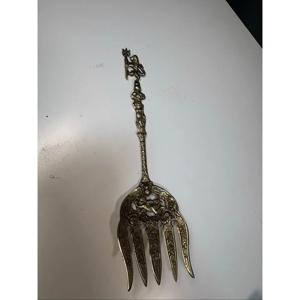 Vintage Italian Silverplate Serving Fork Cherub Lion Figural Italy 10 Inch